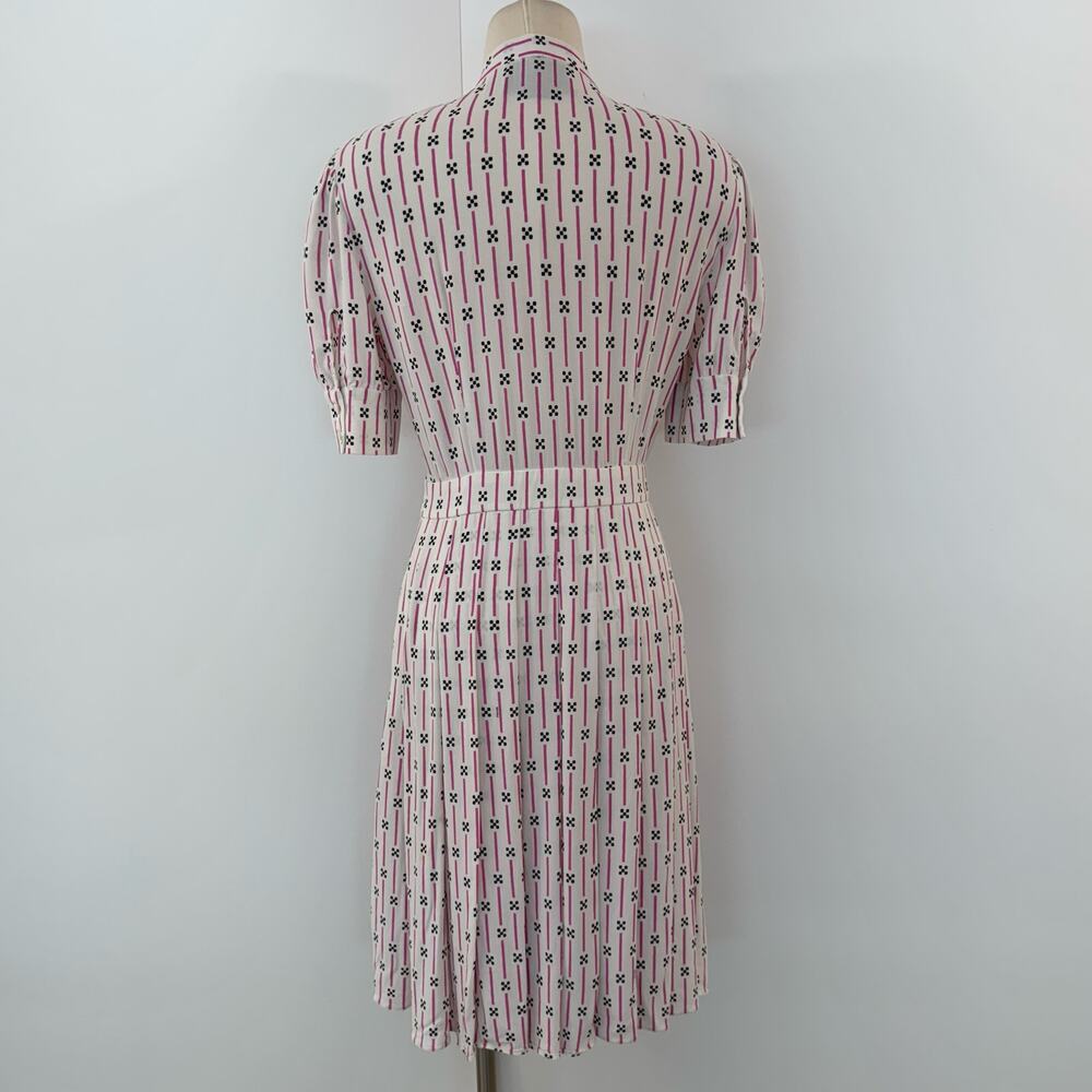 Prada Short-Sleeve Pleated Dress Knee-Length White Pink Striped Print 40 (US 4) - Picture 8 of 16